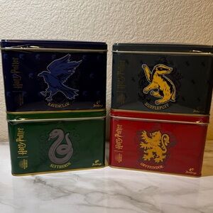 Harry Potter Breakfast Blend Teabags in Tin - Set of 4. Sealed. New.